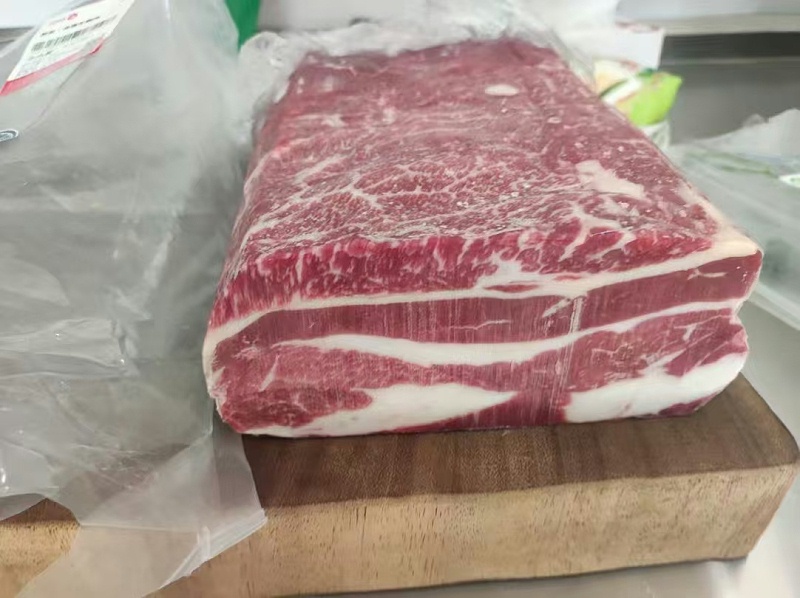 黄牛腹肉