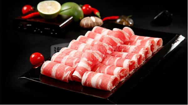 火锅涮牛肉卷和牛排都是吃牛肉，为啥火锅吃不饱？