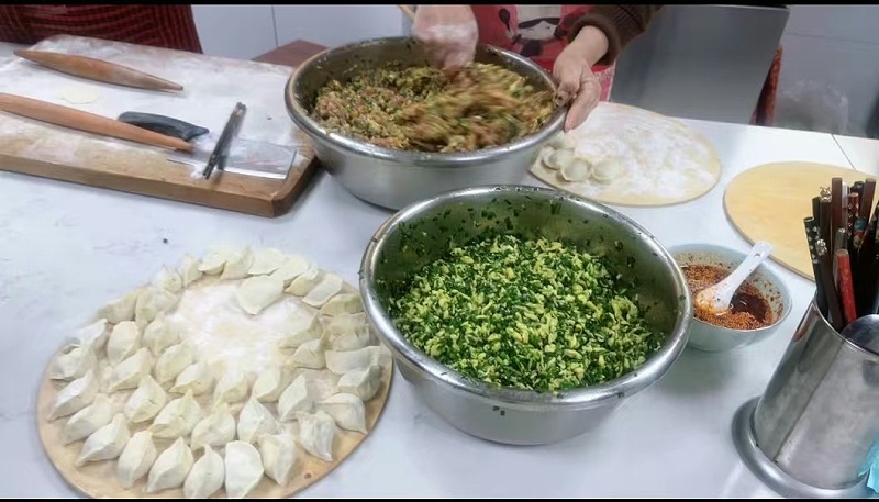 包饺子