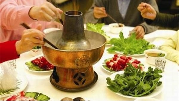 吃火锅为什么要加配菜呢？